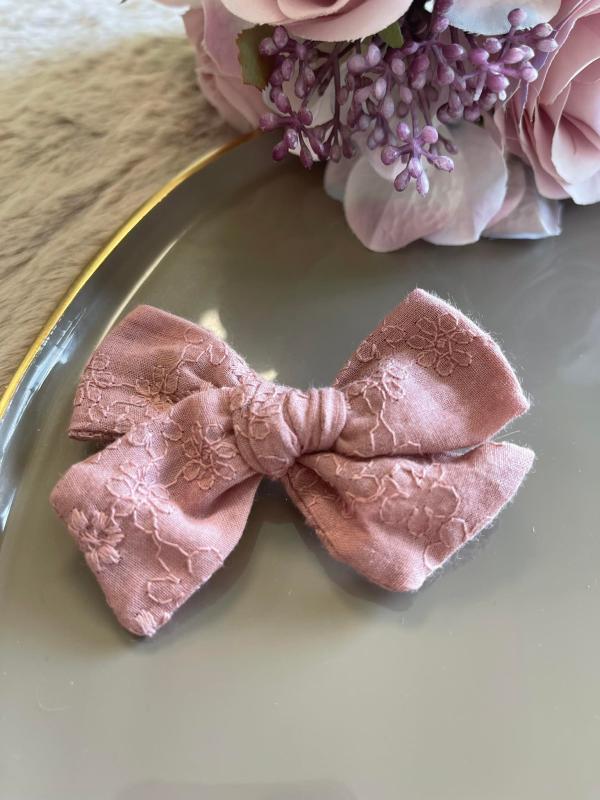 Coverfoto MILIS I Broderie hairclip dusty pink