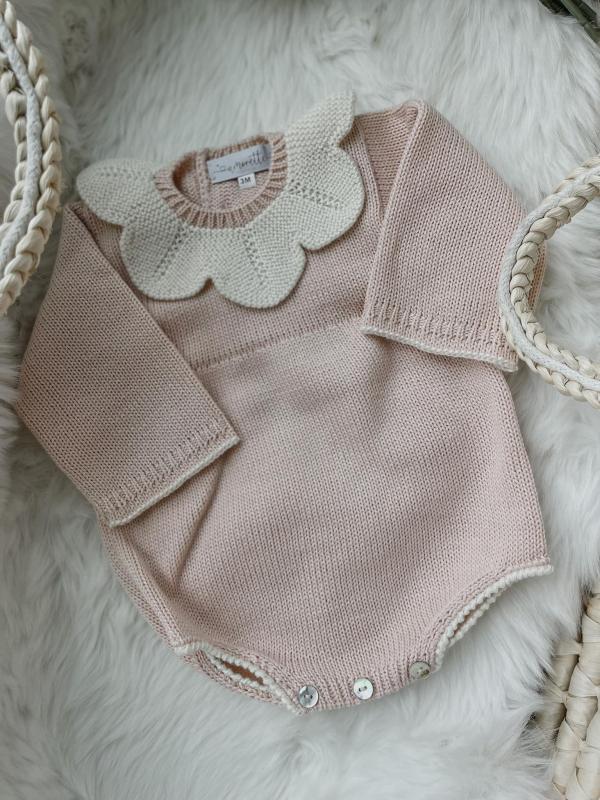 Coverfoto AMORETTE I Knitted romper pink